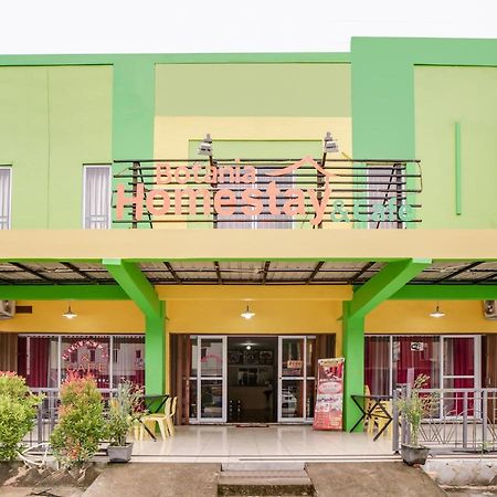 Nongsa Oyo 90024 Botania Homestay & Cafe מראה חיצוני תמונה